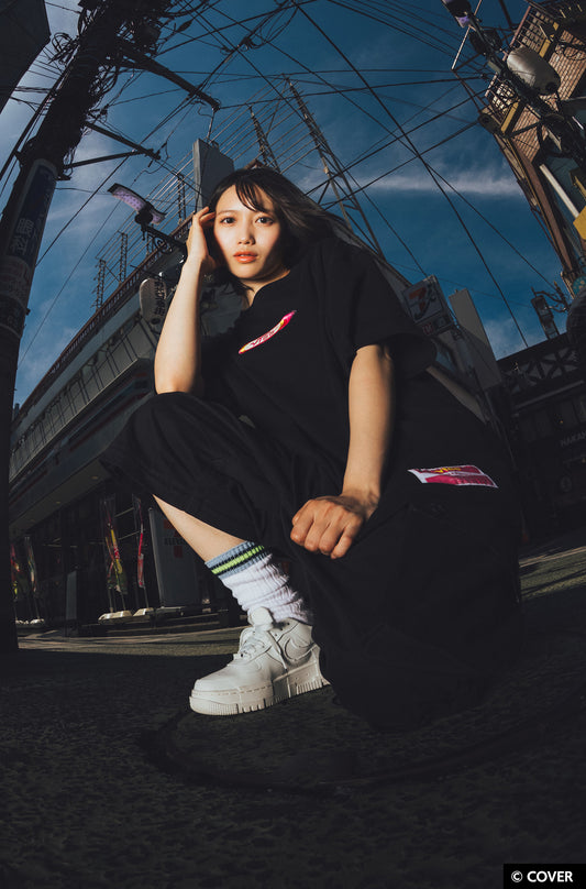 VTee x Usada Pekora TEE BLACK