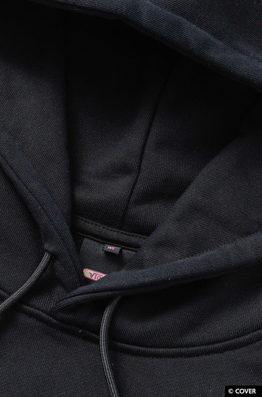 【予約】VTee x Nekomata Okayu PULLOVER HOODIE BLACK