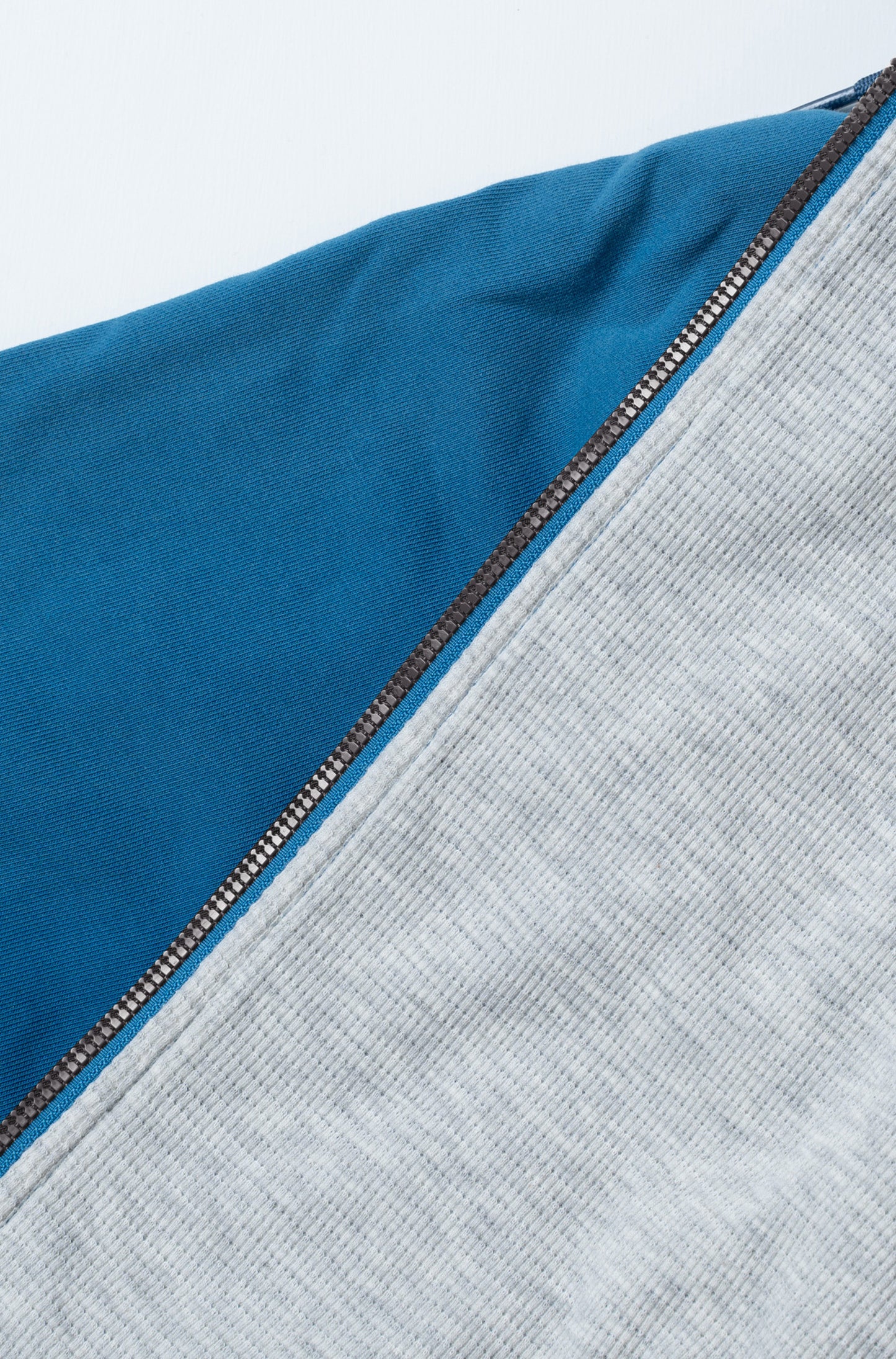 【予約】ZIPUP HOODIE BLUE