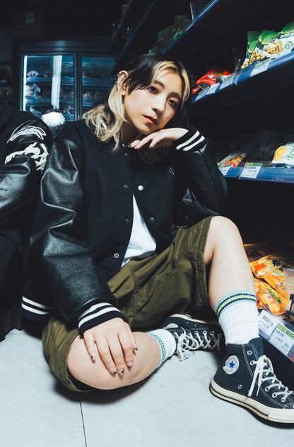 VTee VARSITY JACKET BLACK