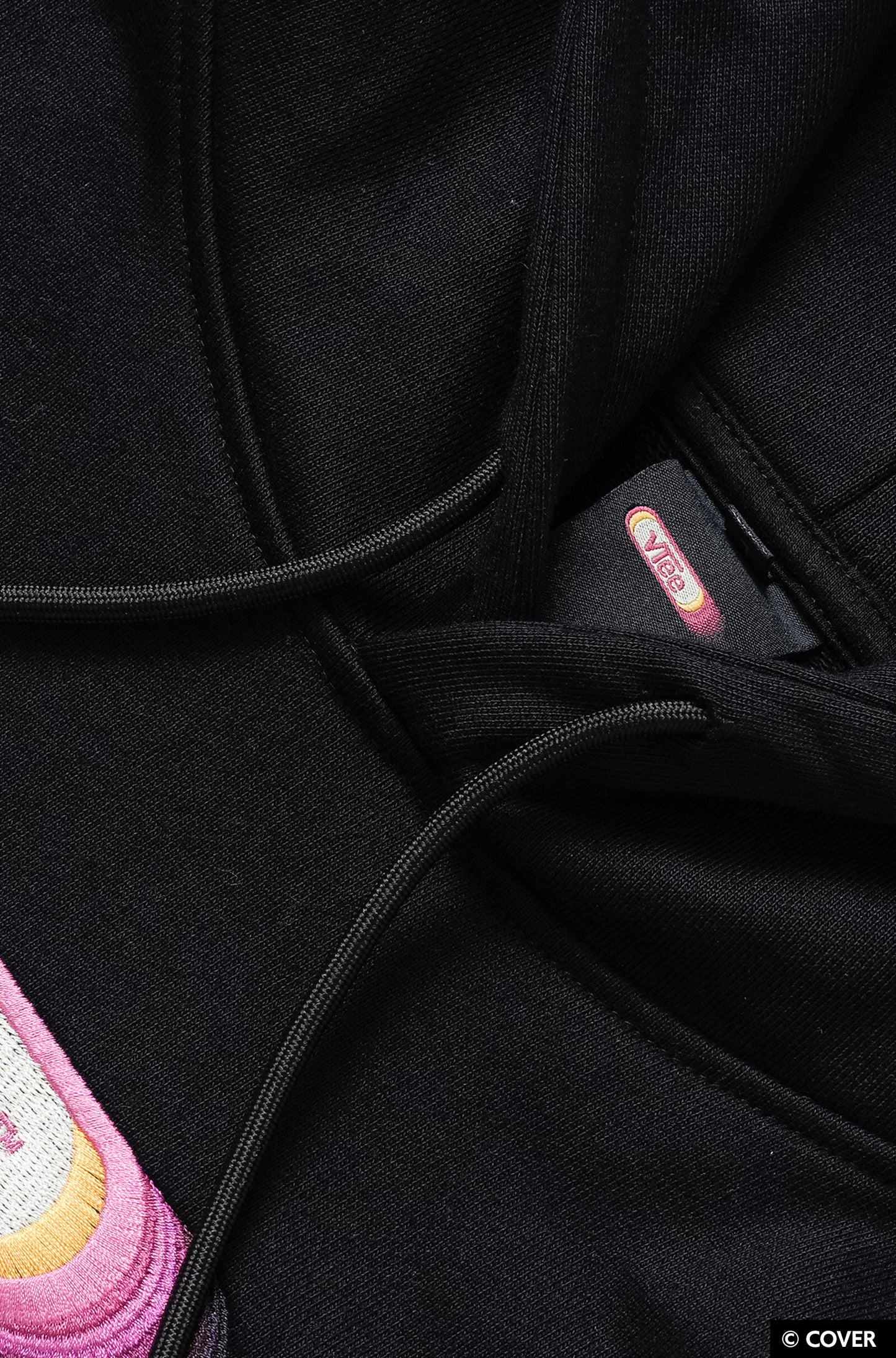 【予約】VTee x Houshou Marine PULLOVER HOODIE BLACK