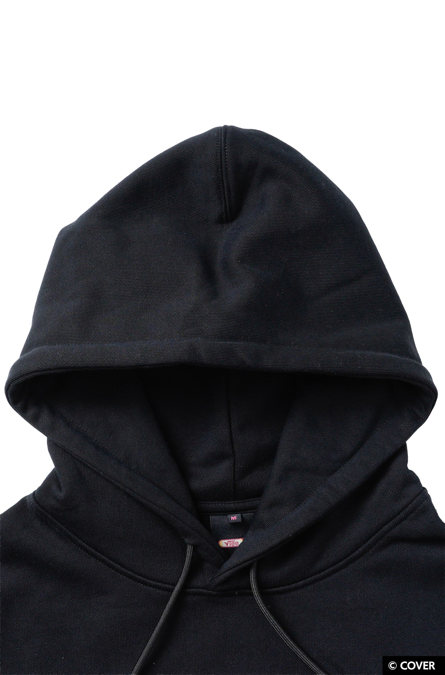【予約】 VTee x Usada Pekora PULLOVER HOODIE BLACK