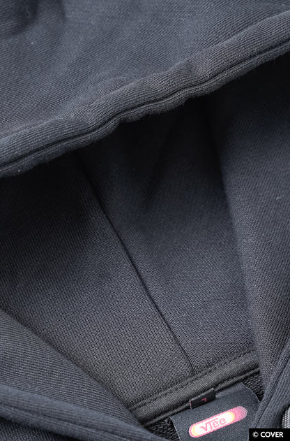【予約】VTee x Nekomata Okayu PULLOVER HOODIE BLACK